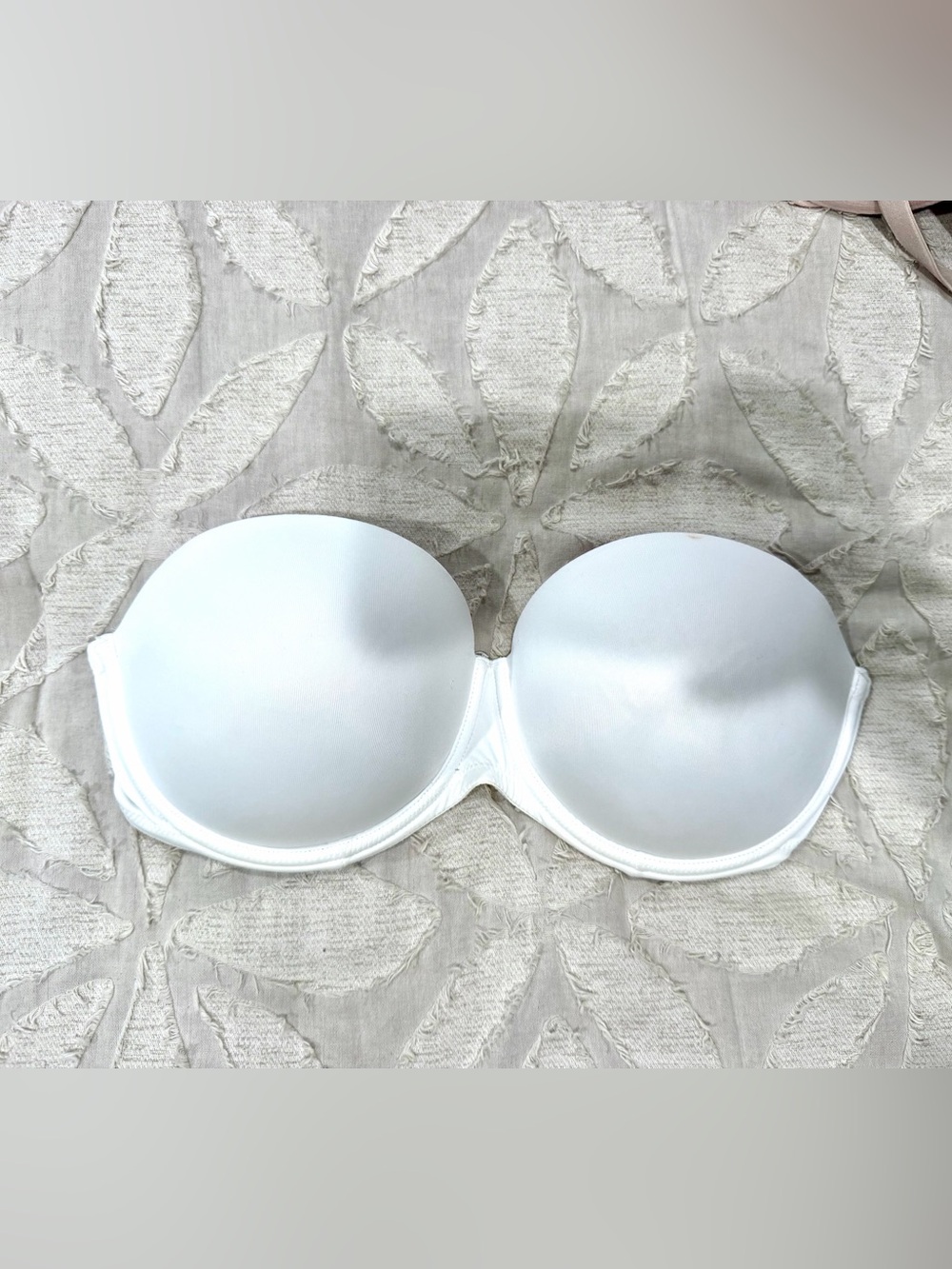 PINK Victoria's Secret Wear Everywhere Multi Way Push Up Strapless Bra